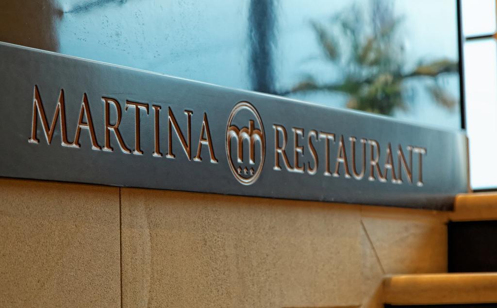 Hotel Martina Żnin Eksteriør bilde